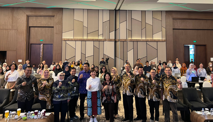 Kolaborasi Sinergis Badan POM - Industri Farmasi BPOM " Cemerlang-Glow-Shiny"